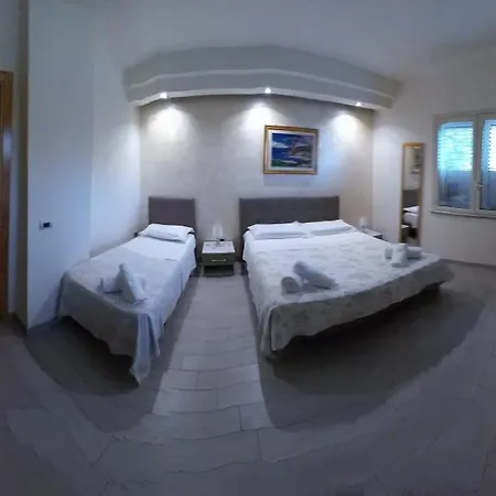 住宿加早餐酒店 贝尔维德住宿加早餐酒店 Zungri