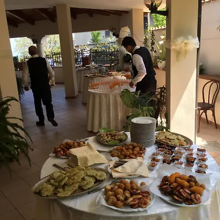 Belvedere Residence Alojamento de Acomodação e Pequeno-almoço Zungri